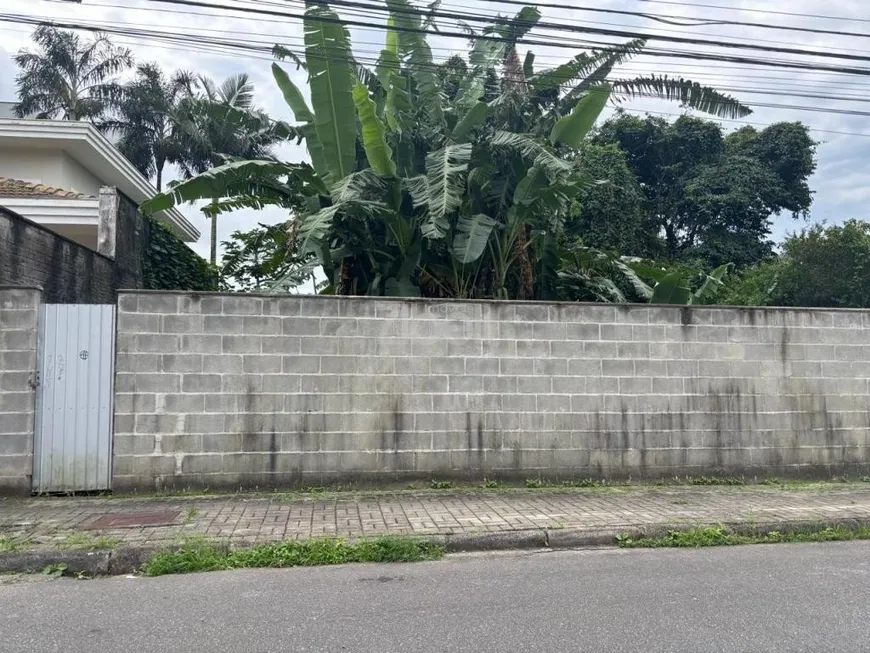 Foto 1 de Lote/Terreno à venda, 555m² em Costa E Silva, Joinville