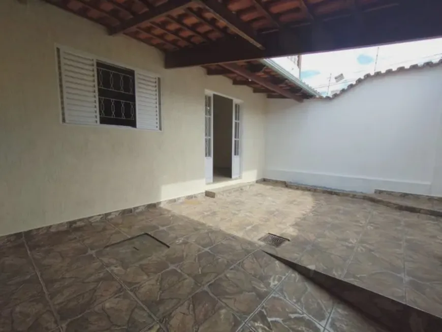 Foto 1 de Casa com 2 Quartos à venda, 96m² em VILA VIRGINIA, Ribeirão Preto