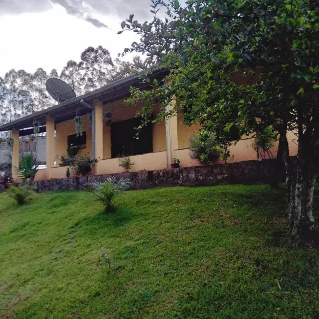 Foto 1 de Fazenda/Sítio com 3 Quartos à venda, 210m² em Centro , Monteiro Lobato