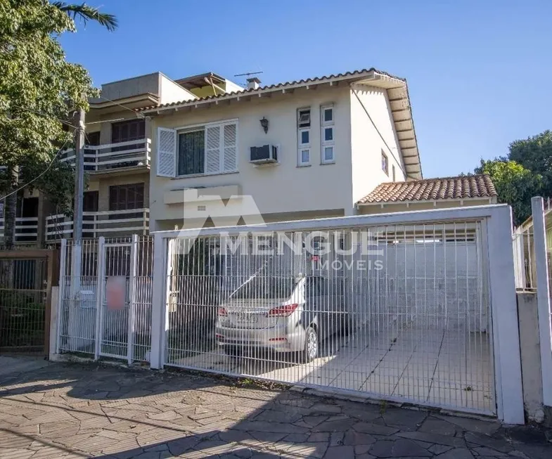 Foto 1 de Casa com 3 Quartos à venda, 260m² em Cristo Redentor, Porto Alegre