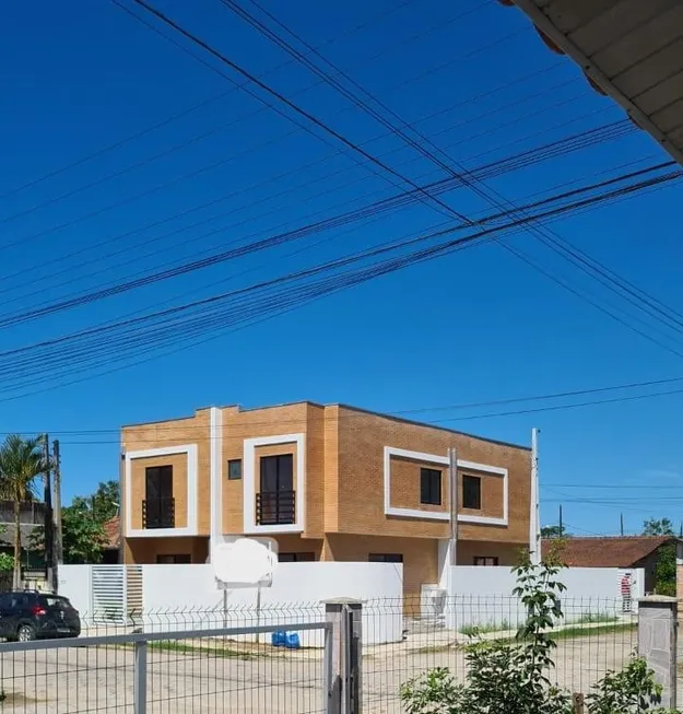 Foto 1 de Casa com 2 Quartos à venda, 54m² em Centro, Balneário Barra do Sul