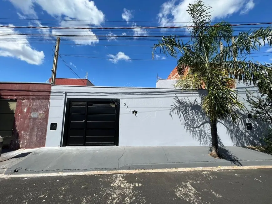 Foto 1 de Casa com 2 Quartos à venda, 155m² em Jardim dos Oitis, Araraquara
