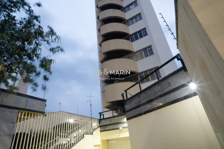 Foto 1 de Apartamento com 4 Quartos para venda ou aluguel, 550m² em Centro, Londrina