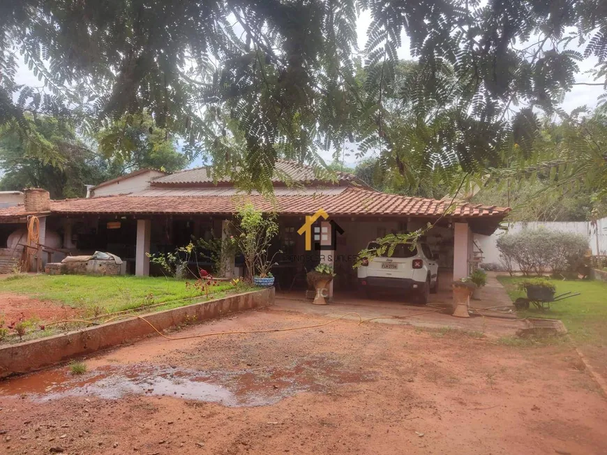 Foto 1 de Fazenda/Sítio com 2 Quartos à venda, 290m² em Zona Rural, São José do Rio Preto