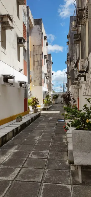 Foto 1 de Apartamento com 2 Quartos à venda, 50m² em Imbiribeira, Recife