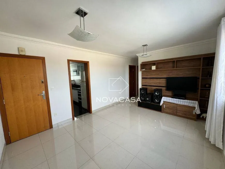 Foto 1 de Apartamento com 3 Quartos à venda, 76m² em Planalto, Belo Horizonte