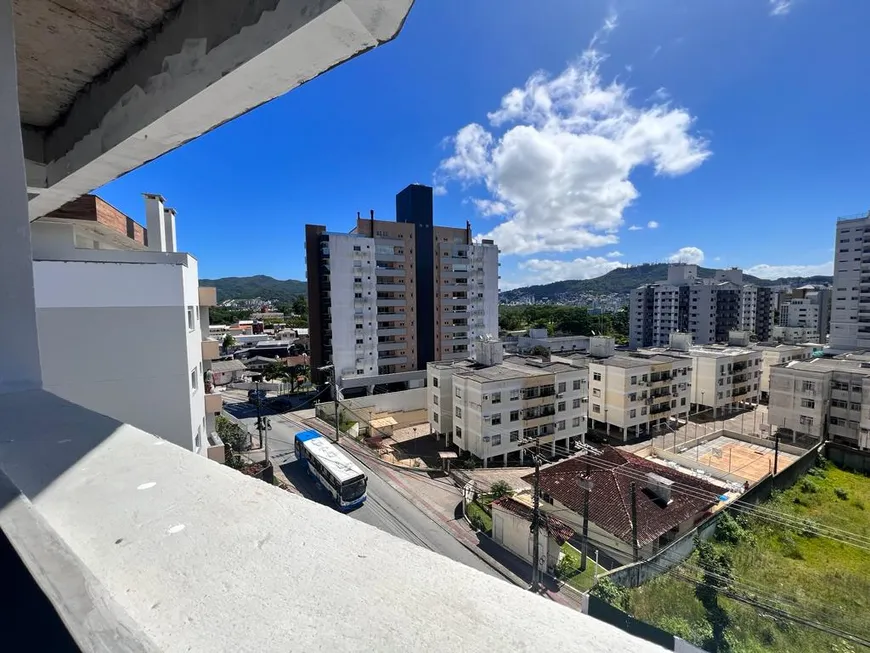 Foto 1 de Cobertura com 2 Quartos à venda, 98m² em Itacorubi, Florianópolis