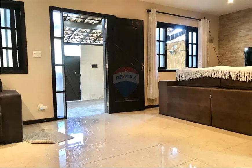 Foto 1 de Apartamento com 5 Quartos à venda, 265m² em Raul Veiga, São Gonçalo