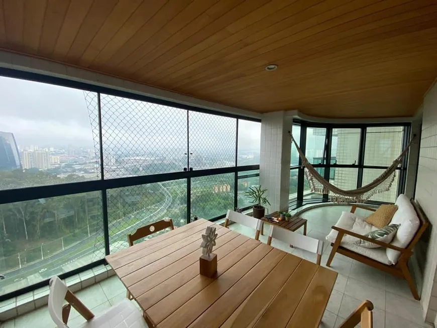 Foto 1 de Apartamento com 3 Quartos à venda, 152m² em Panamby, São Paulo