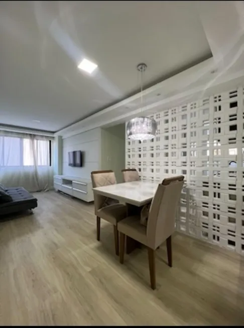 Foto 1 de Apartamento com 2 Quartos à venda, 57m² em Madalena, Recife