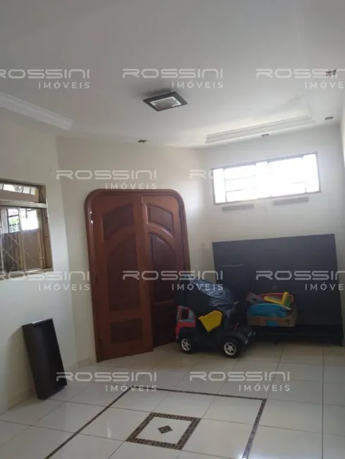 Foto 1 de Casa com 3 Quartos à venda, 240m² em Jardim Antartica, Ribeirão Preto