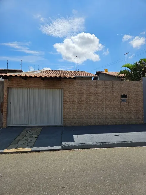 Foto 1 de Casa com 3 Quartos à venda, 122m² em Residencial Itaipu, Goiânia