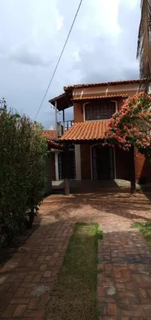 Foto 1 de Casa com 3 Quartos à venda, 495m² em Santa Rosa, Cuiabá