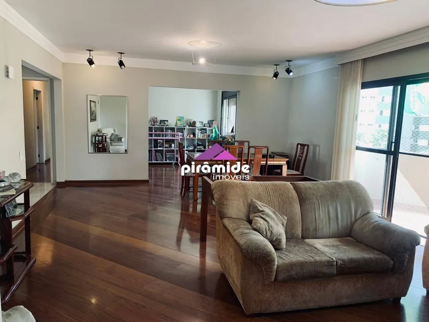 Foto 1 de Apartamento com 4 Quartos à venda, 190m² em Vila Ema, São José dos Campos