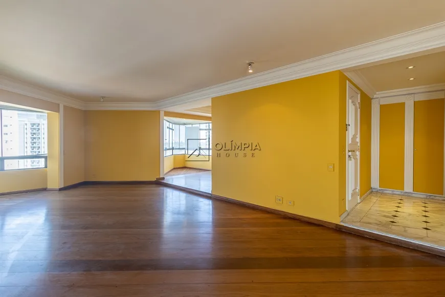 Foto 1 de Apartamento com 4 Quartos à venda, 285m² em Campo Belo, São Paulo