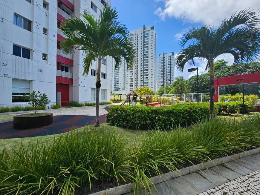 Foto 1 de Apartamento com 4 Quartos à venda, 134m² em Patamares, Salvador