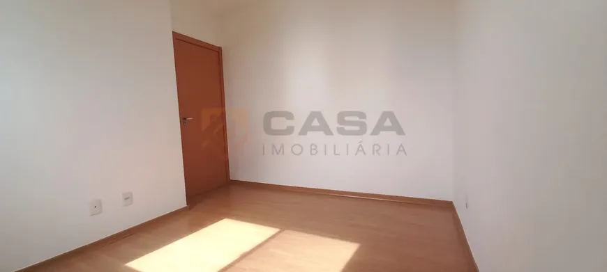 Foto 1 de Apartamento com 2 Quartos à venda, 45m² em Morada de Laranjeiras, Serra