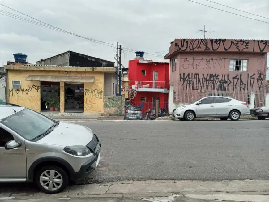 Foto 1 de Sobrado com 6 Quartos à venda, 250m² em Jardim Lisboa, São Paulo