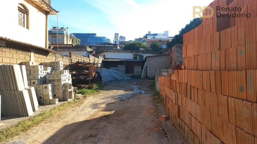 Foto 1 de Lote/Terreno à venda, 300m² em Sagrada Família, Belo Horizonte