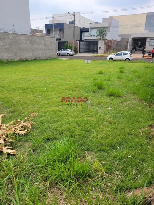 Foto 1 de Lote/Terreno à venda, 320m² em Jardim Dias II, Maringá