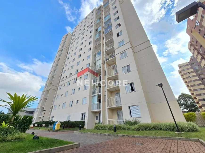 Foto 1 de Apartamento com 2 Quartos à venda, 52m² em Vila Santana, São Paulo