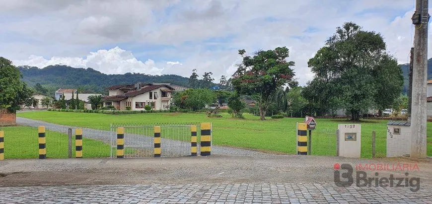 Foto 1 de Lote/Terreno à venda, 7260m² em Jardim Sofia, Joinville