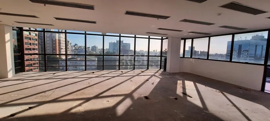 Foto 1 de Sala Comercial para alugar, 177m² em Auxiliadora, Porto Alegre