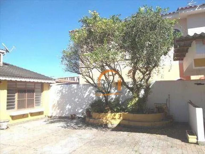 Foto 1 de Casa com 3 Quartos à venda, 247m² em Vila Thais, Atibaia