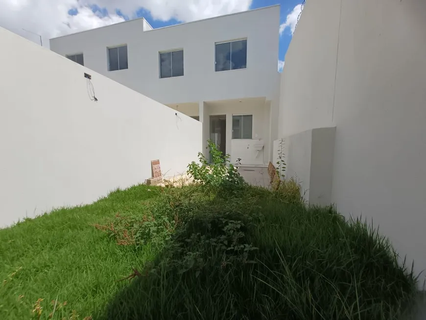 Foto 1 de Casa com 2 Quartos à venda, 100m² em Piratininga Venda Nova, Belo Horizonte
