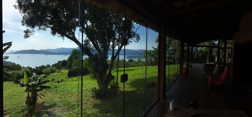 Foto 1 de Fazenda/Sítio com 2 Quartos à venda, 40000m² em Corumbe, Paraty