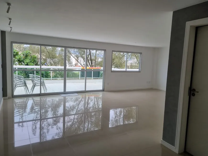 Foto 1 de Apartamento com 4 Quartos à venda, 230m² em Recreio Dos Bandeirantes, Rio de Janeiro