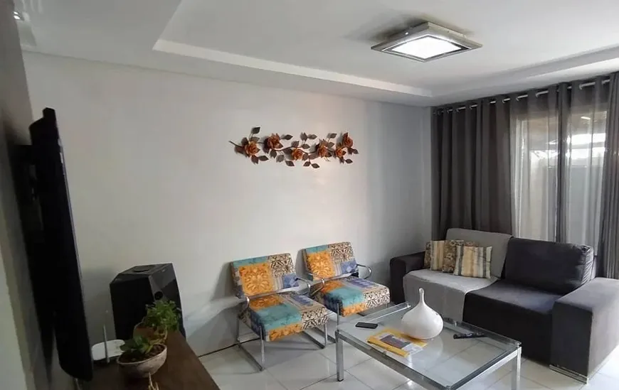 Foto 1 de Casa com 3 Quartos à venda, 150m² em Alto Ipiranga, Mogi das Cruzes