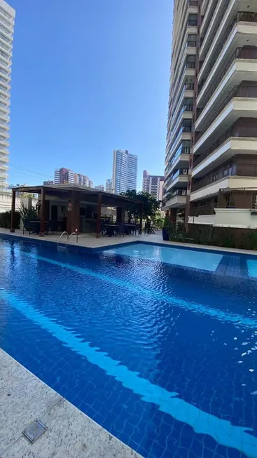 Foto 1 de Apartamento com 3 Quartos à venda, 164m² em Meireles, Fortaleza