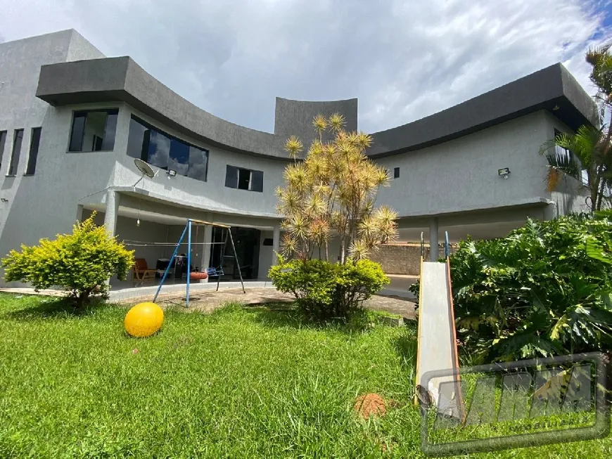 Foto 1 de Sobrado com 7 Quartos à venda, 480m² em Setor Habitacional Vicente Pires, Brasília