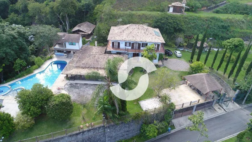 Foto 1 de Casa de Condomínio com 8 Quartos para venda ou aluguel, 1500m² em Itaipava, Petrópolis