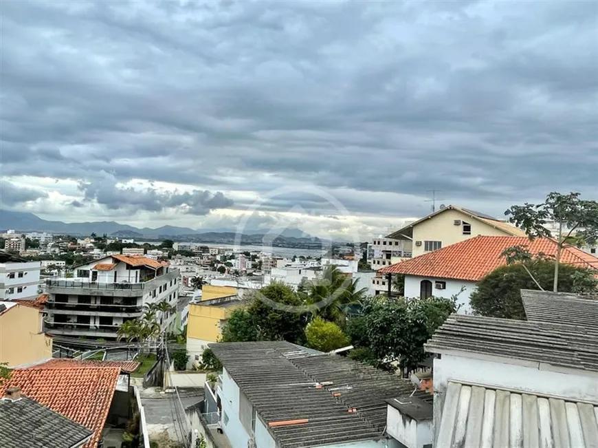 Foto 1 de Casa com 6 Quartos à venda, 246m² em Jardim Guanabara, Rio de Janeiro