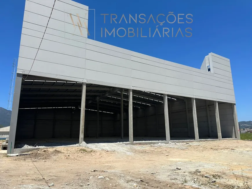 Foto 1 de Galpão/Depósito/Armazém para alugar, 2200m² em Nova Palhoça, Palhoça