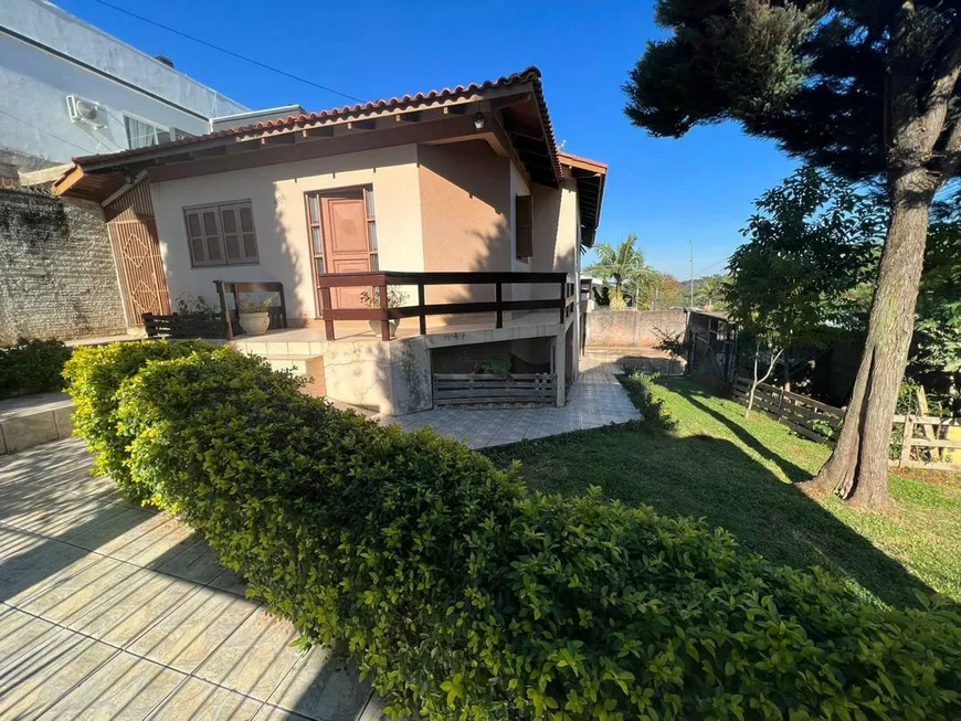 Foto 1 de Casa com 4 Quartos à venda, 180m² em São Cristovão, Passo Fundo