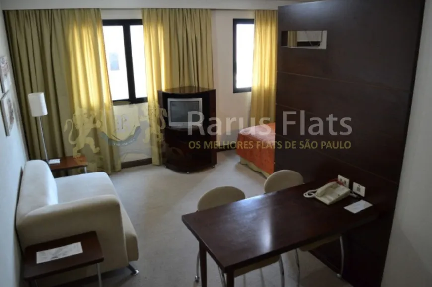 Foto 1 de Flat com 1 Quarto para alugar, 27m² em Chácara Santo Antônio, São Paulo