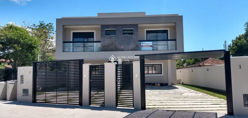 Foto 1 de Casa com 3 Quartos à venda, 142m² em Campeche, Florianópolis