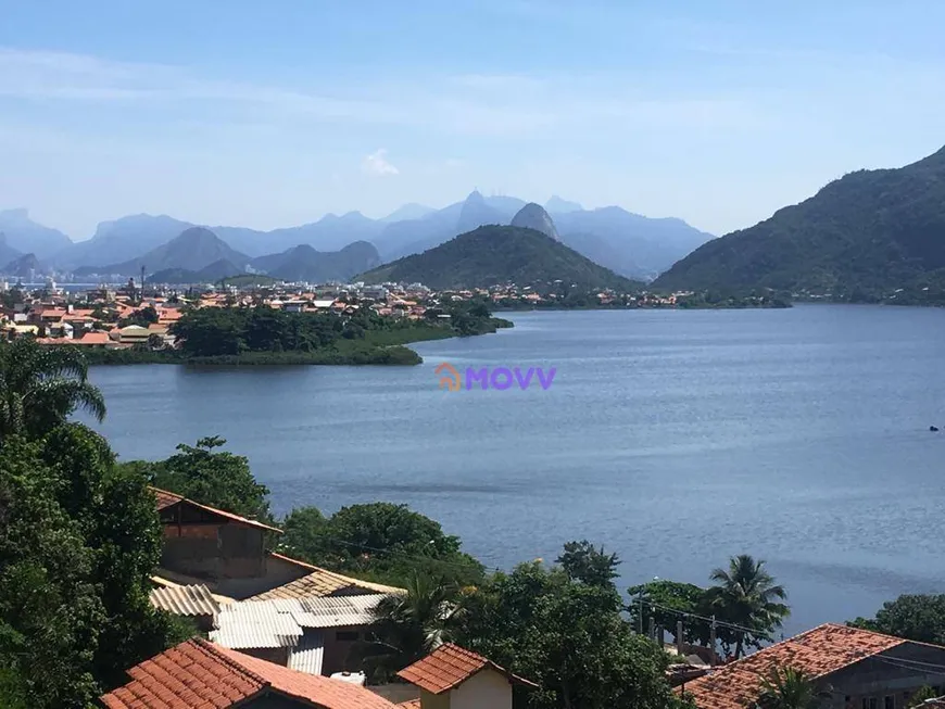 Foto 1 de Lote/Terreno à venda, 550m² em Camboinhas, Niterói