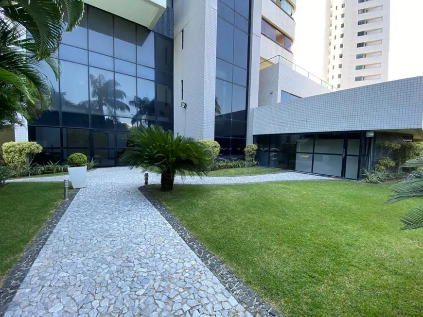 Foto 1 de Apartamento com 3 Quartos à venda, 220m² em Ilha do Retiro, Recife