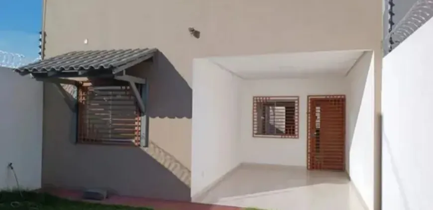 Foto 1 de Casa com 3 Quartos à venda, 100m² em Stiep, Salvador