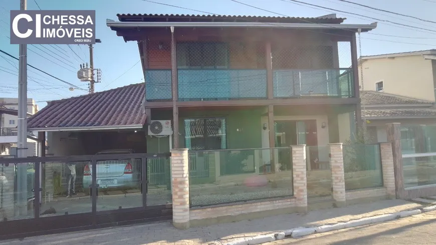Foto 1 de Casa de Condomínio com 3 Quartos à venda, 155m² em Cidade Nova, Itajaí