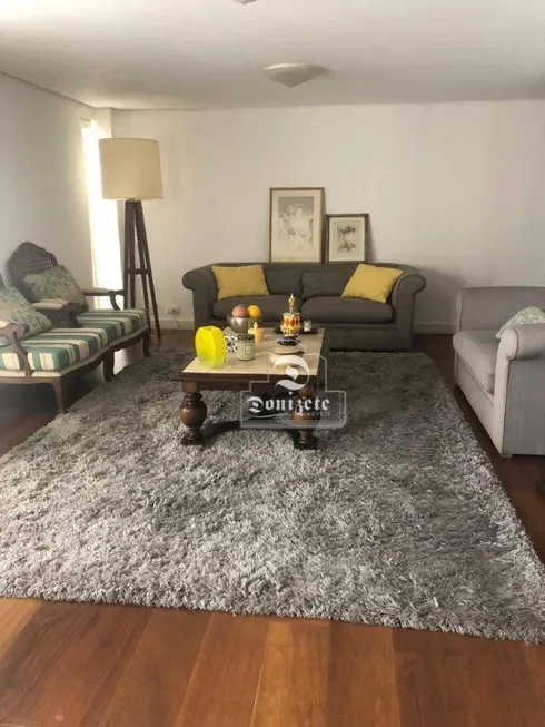 Foto 1 de Apartamento com 3 Quartos à venda, 190m² em Vila Assuncao, Santo André