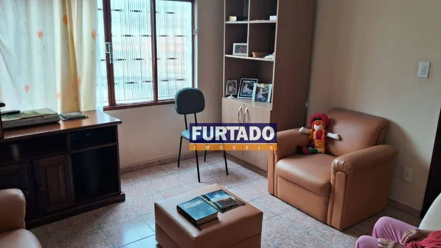 Foto 1 de Casa com 2 Quartos à venda, 105m² em Jardim Guarara, Santo André