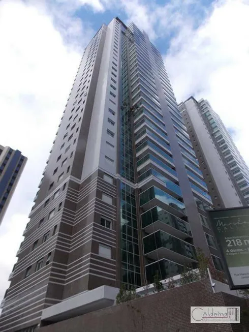 Foto 1 de Apartamento com 3 Quartos para venda ou aluguel, 218m² em Jardim Anália Franco, São Paulo