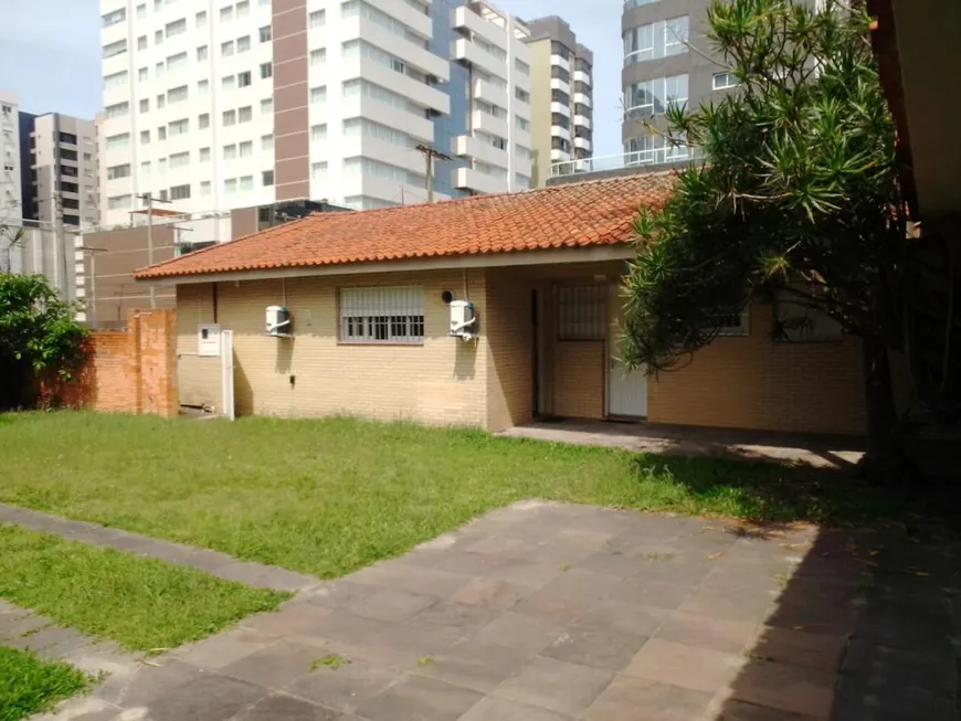 Foto 1 de Casa com 4 Quartos para alugar, 130m² em Navegantes, Capão da Canoa