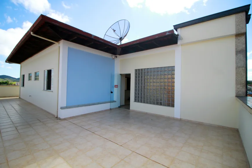 Foto 1 de Cobertura com 3 Quartos à venda, 320m² em Fátima, Valença