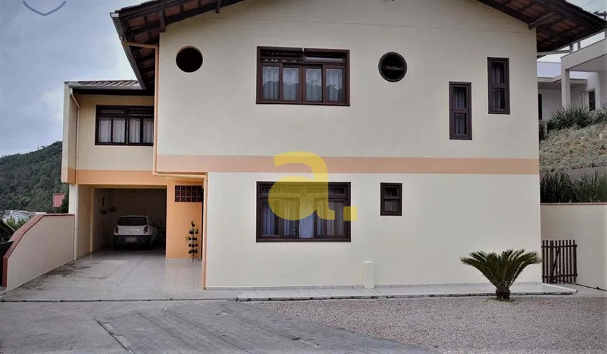 Foto 1 de Casa com 3 Quartos à venda, 242m² em Progresso, Blumenau